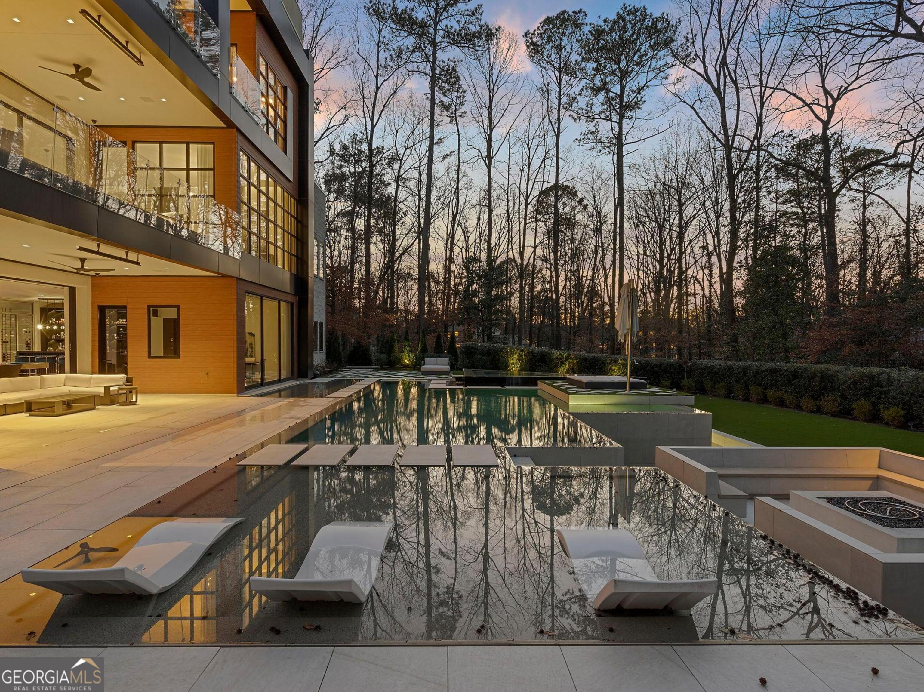 415 River Valley Road