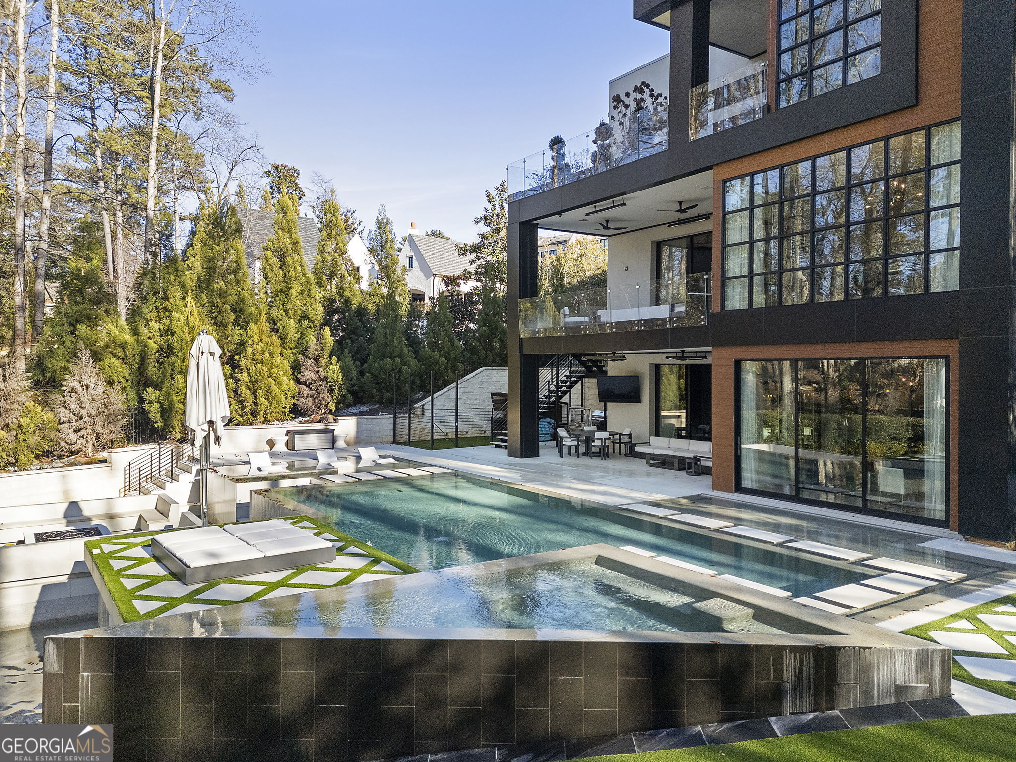 415 River Valley Road