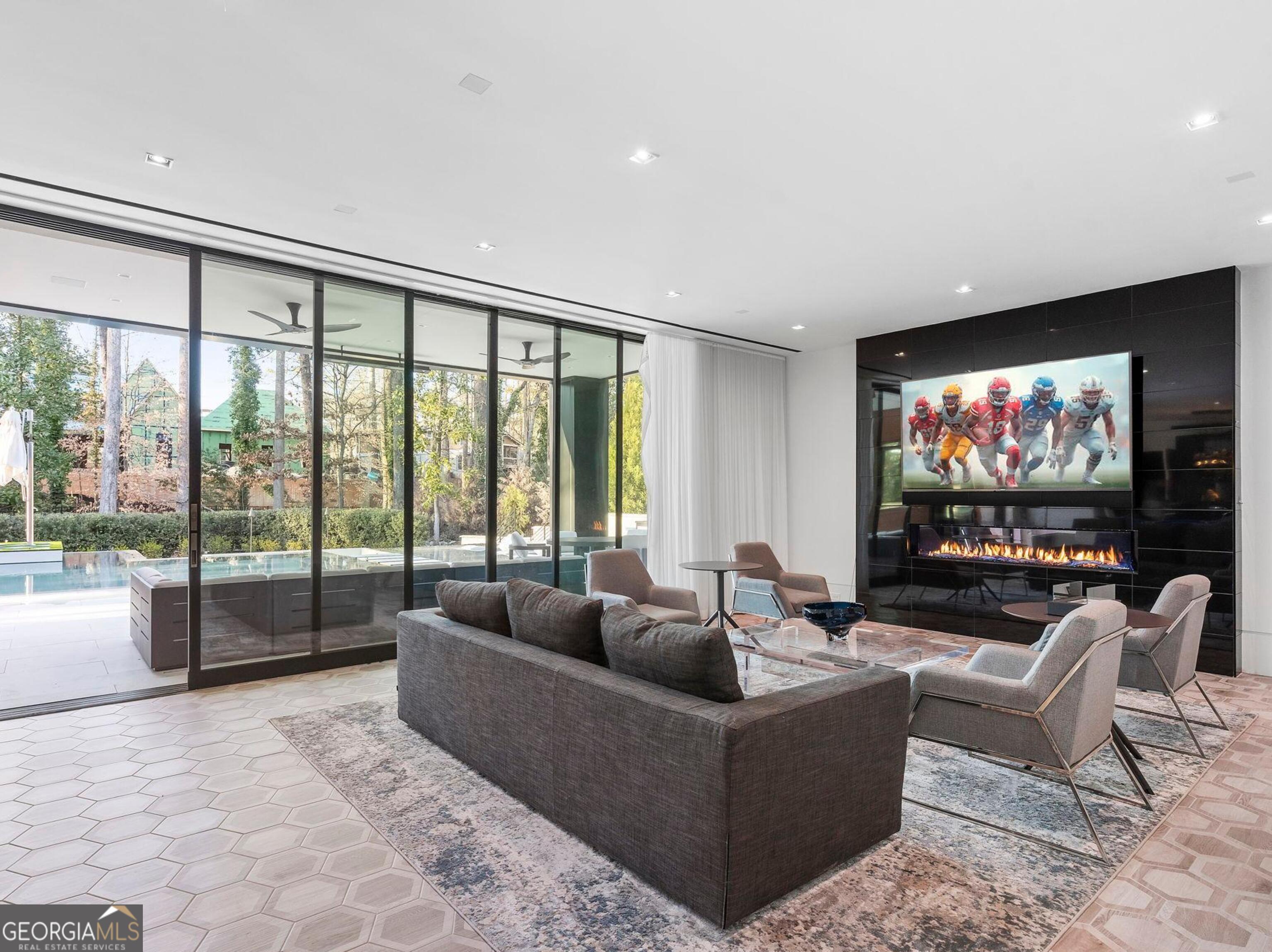 415 River Valley Road