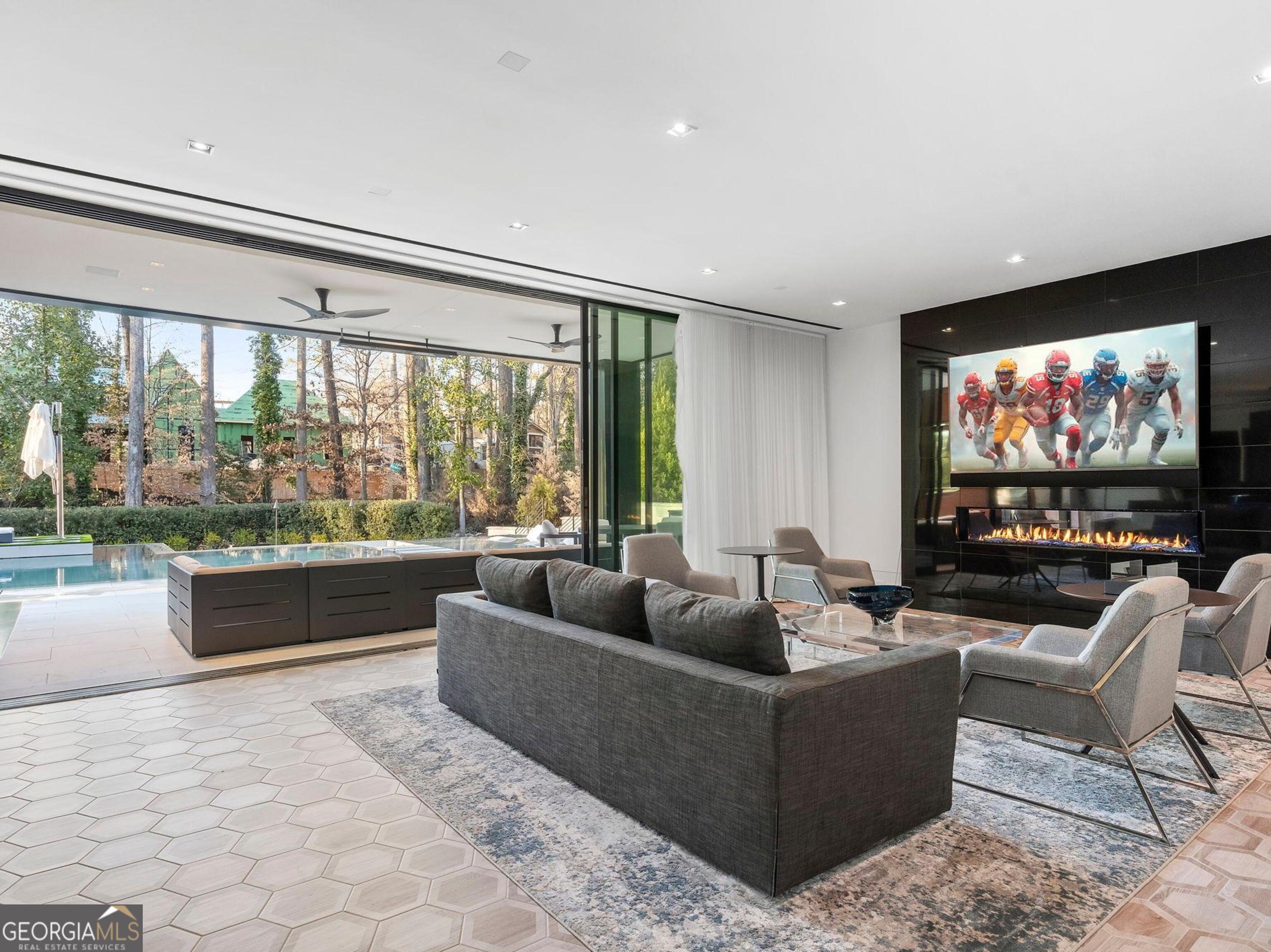 415 River Valley Road