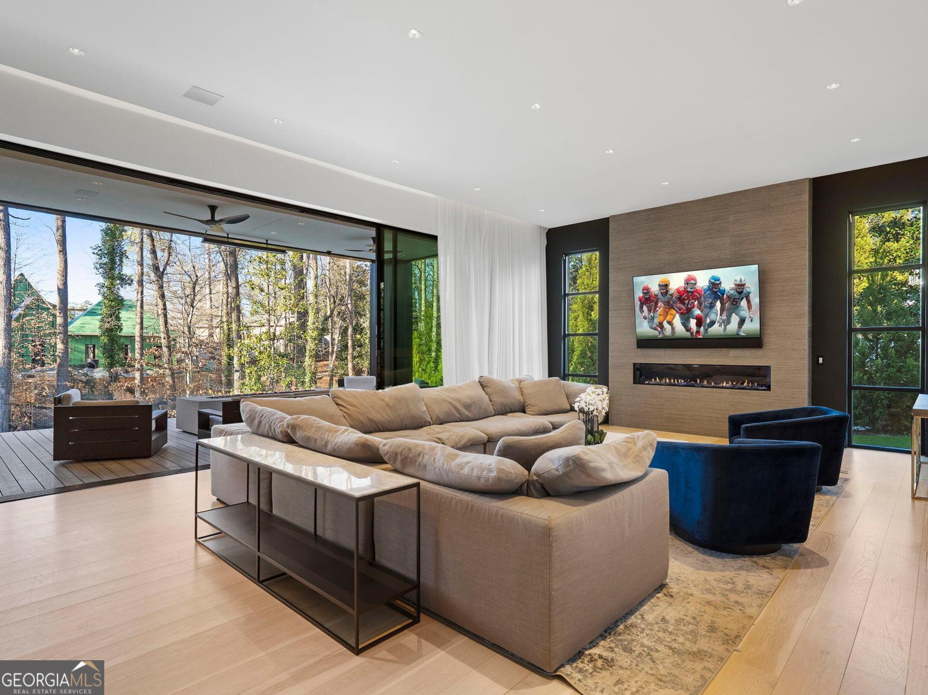 415 River Valley Road