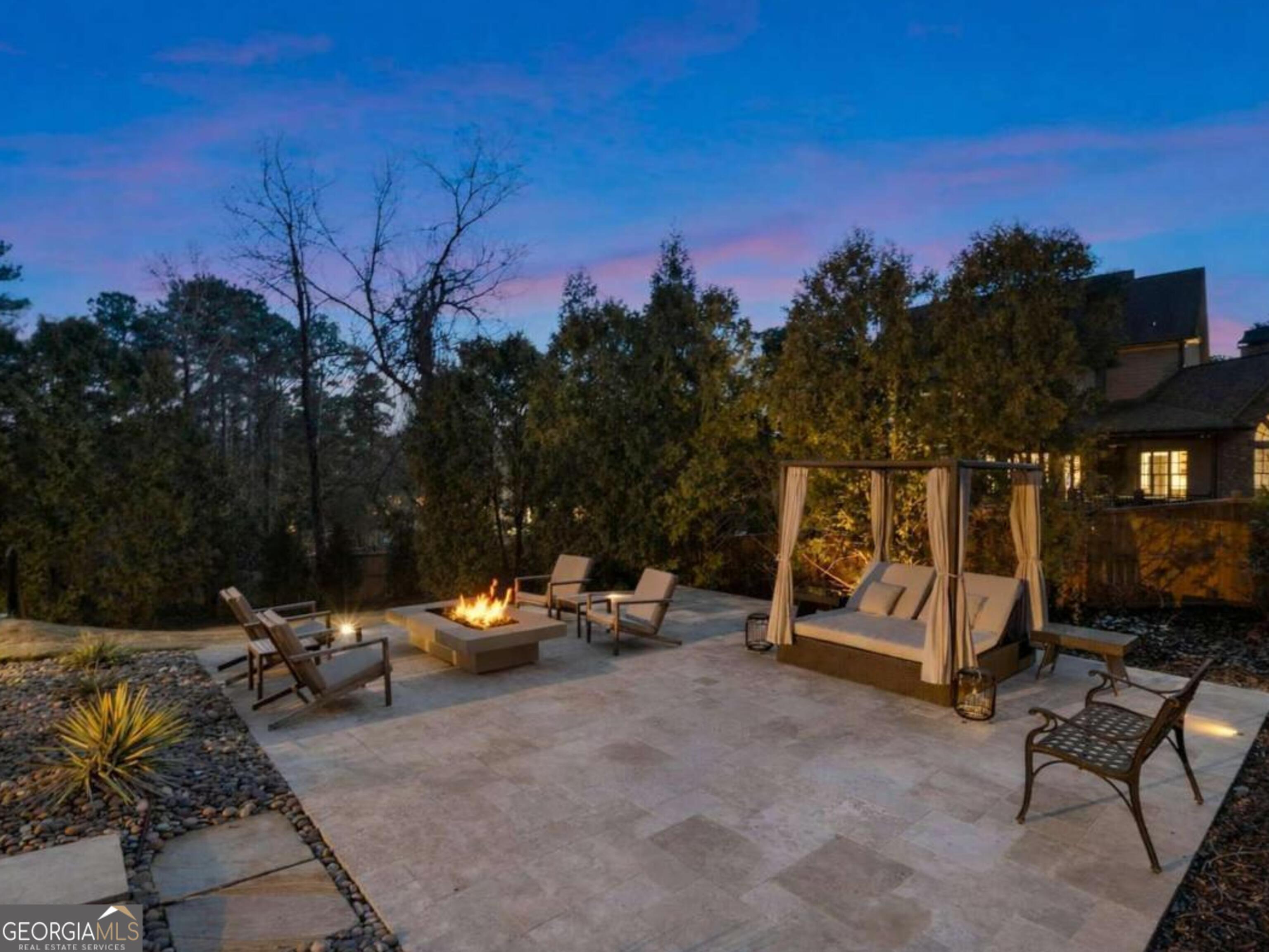 790 Glenairy Drive