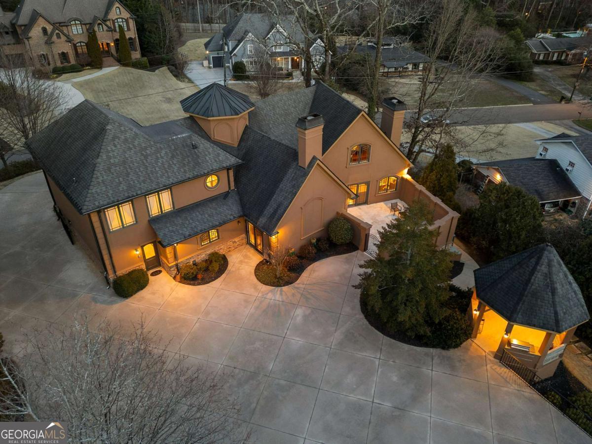 790 Glenairy Drive