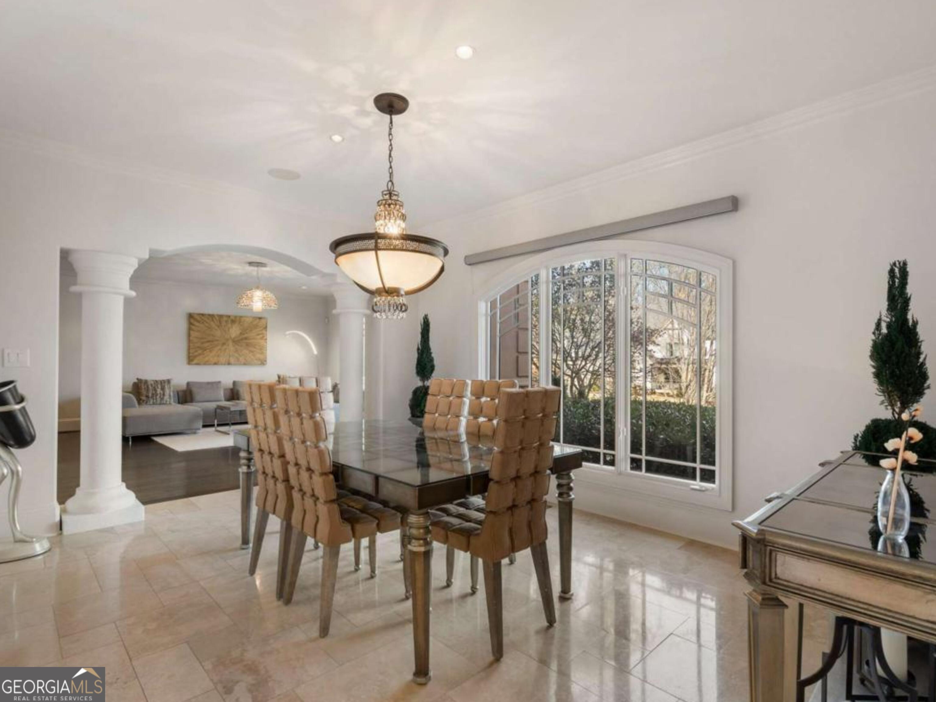 790 Glenairy Drive