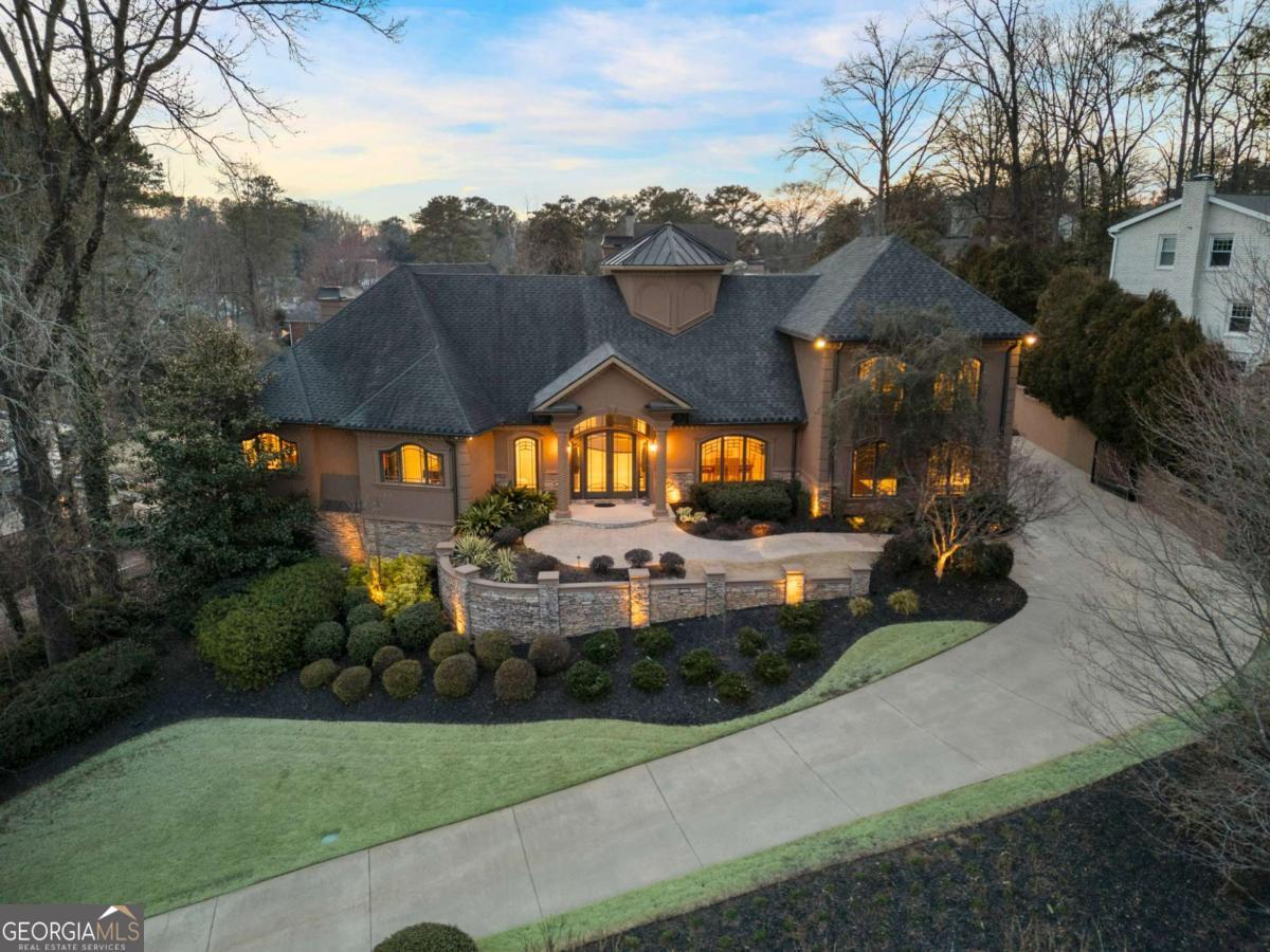 790 Glenairy Drive