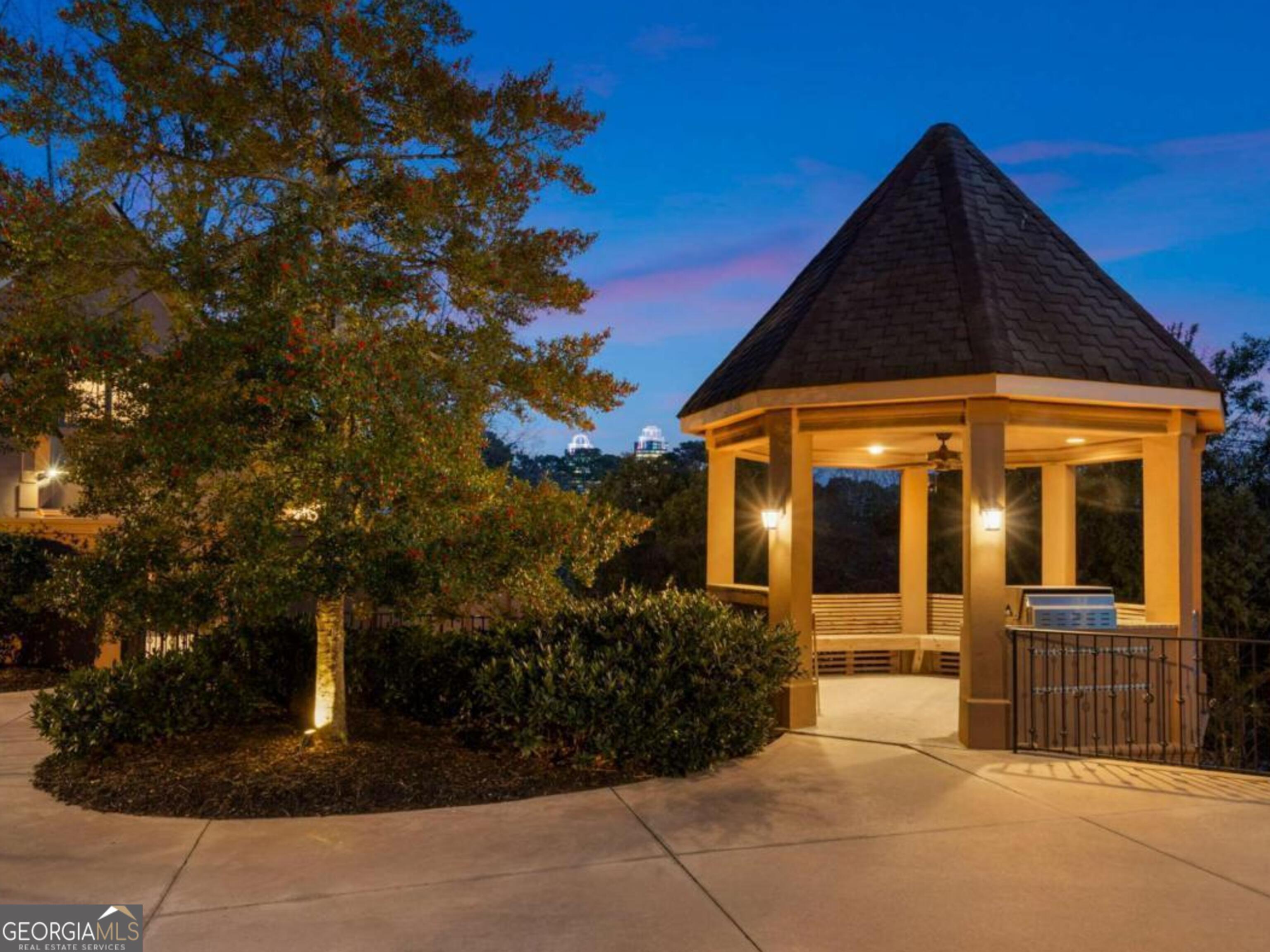 790 Glenairy Drive
