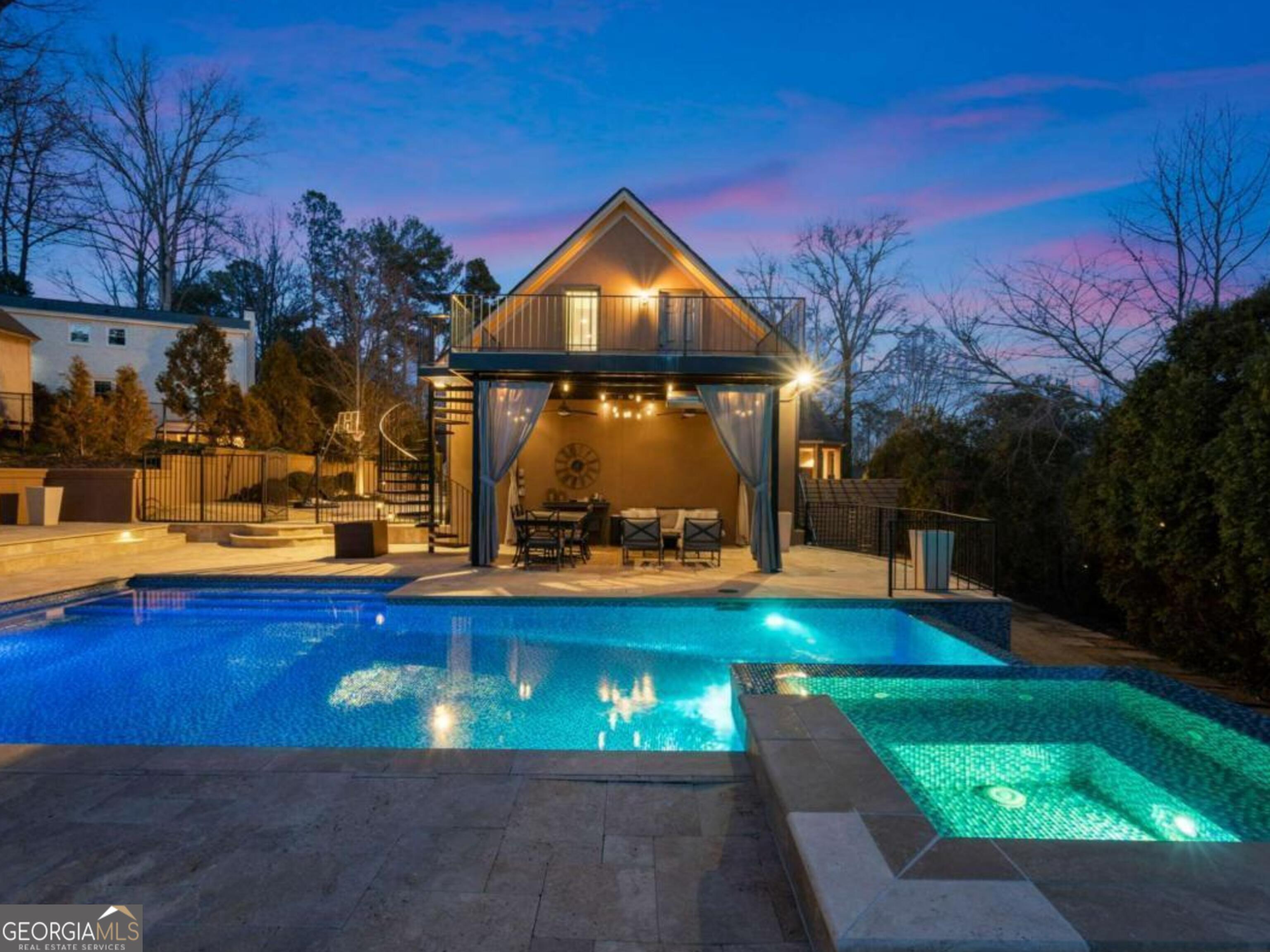 790 Glenairy Drive