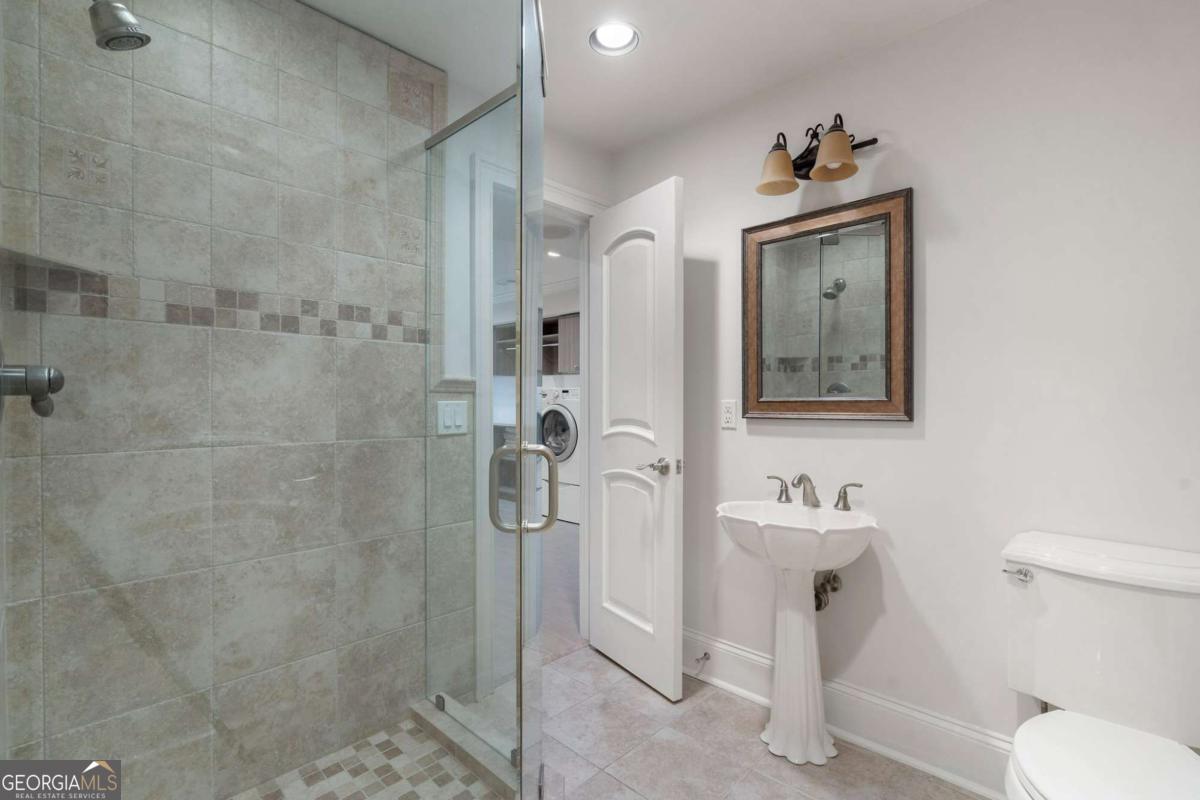 790 Glenairy Drive