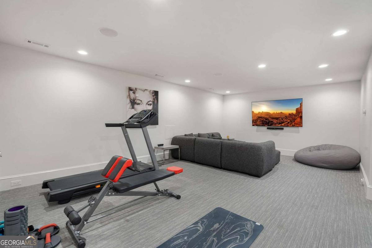 790 Glenairy Drive