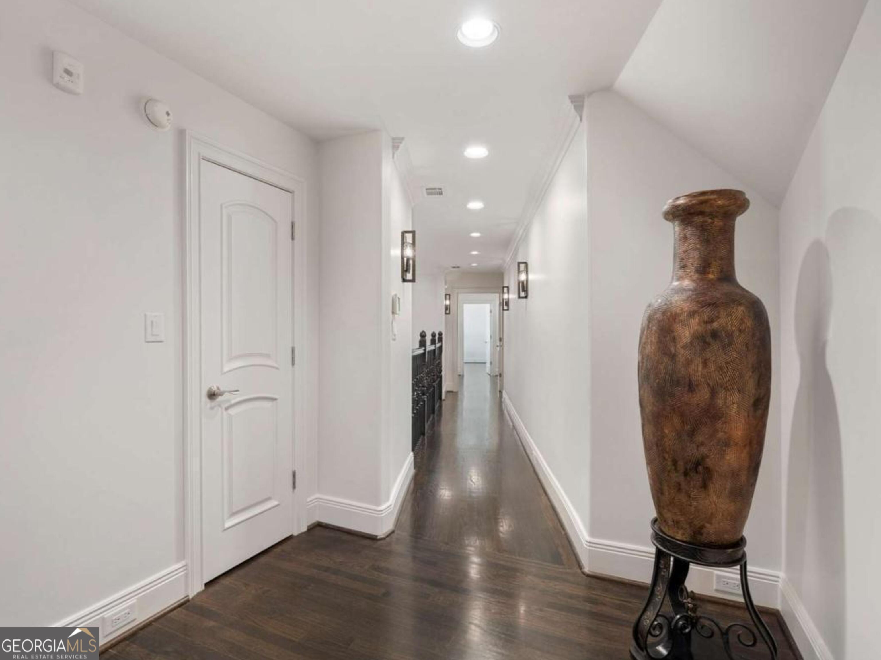790 Glenairy Drive
