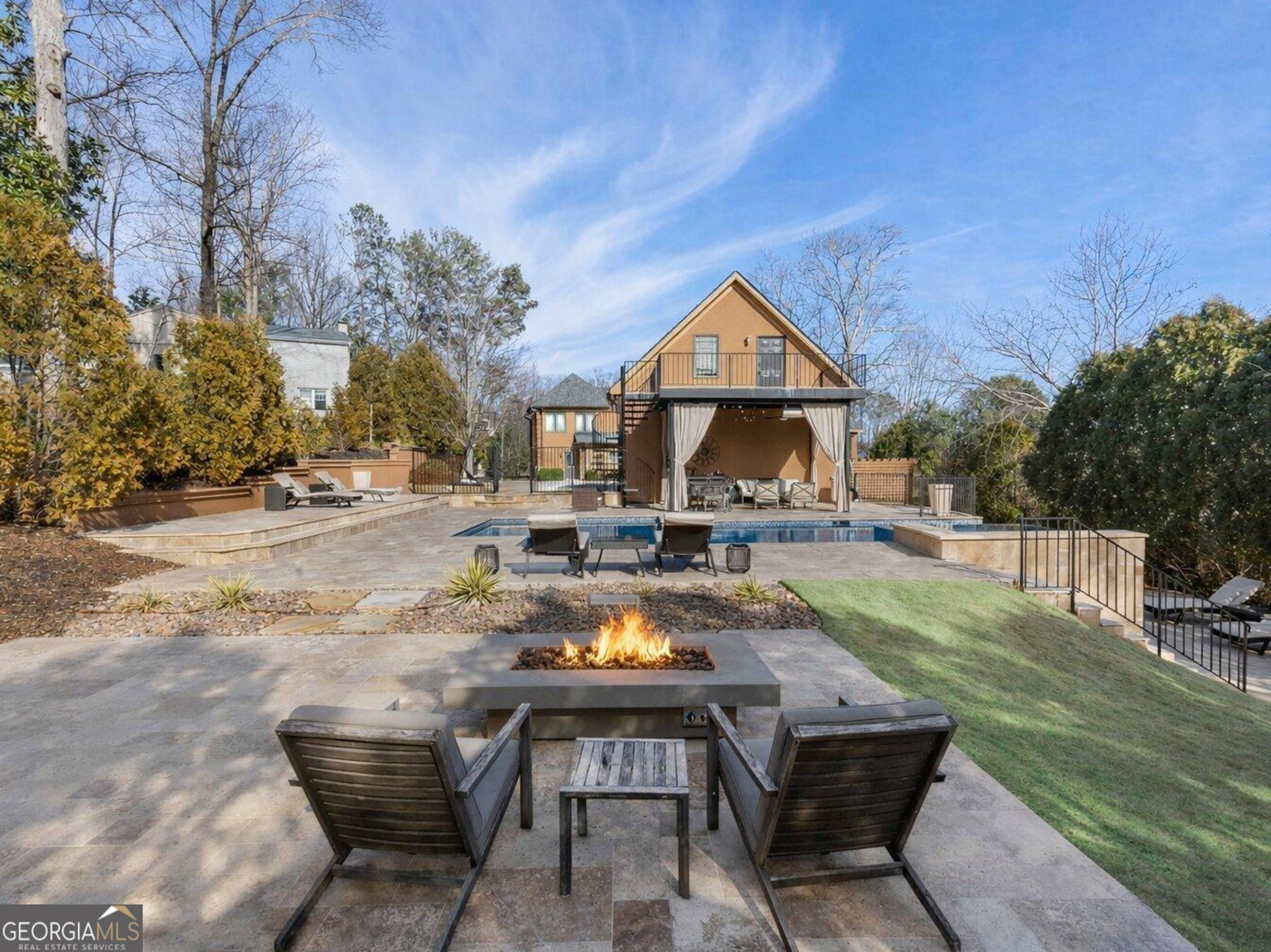 790 Glenairy Drive
