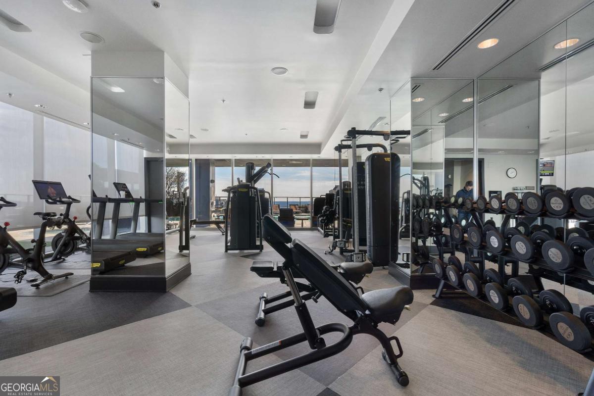 3630 Peachtree Road NE # 2204