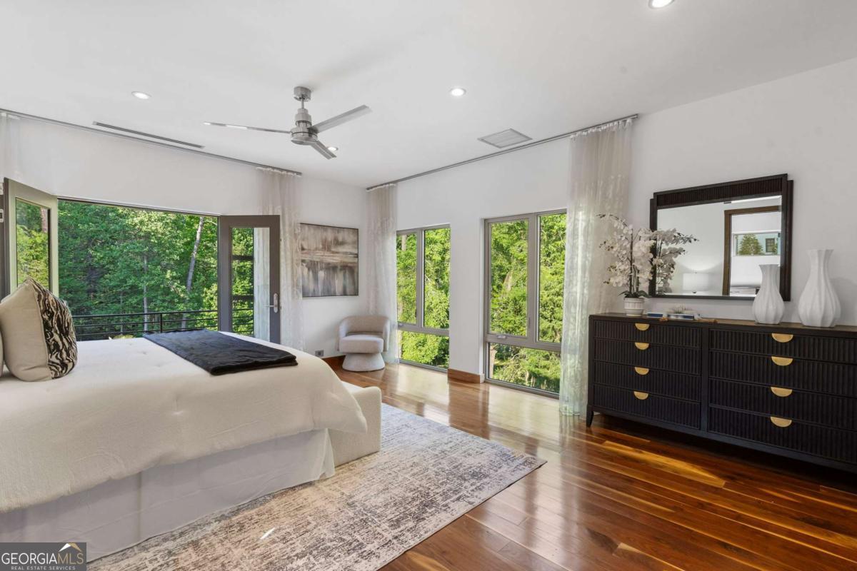 754 Burke Road NE