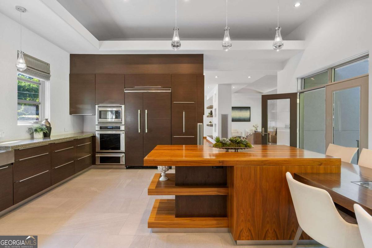 754 Burke Road NE