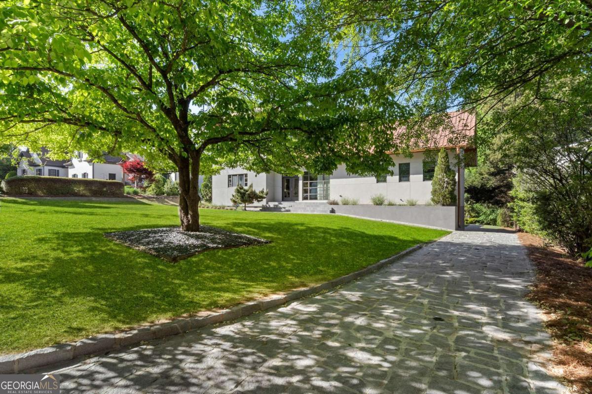 754 Burke Road NE