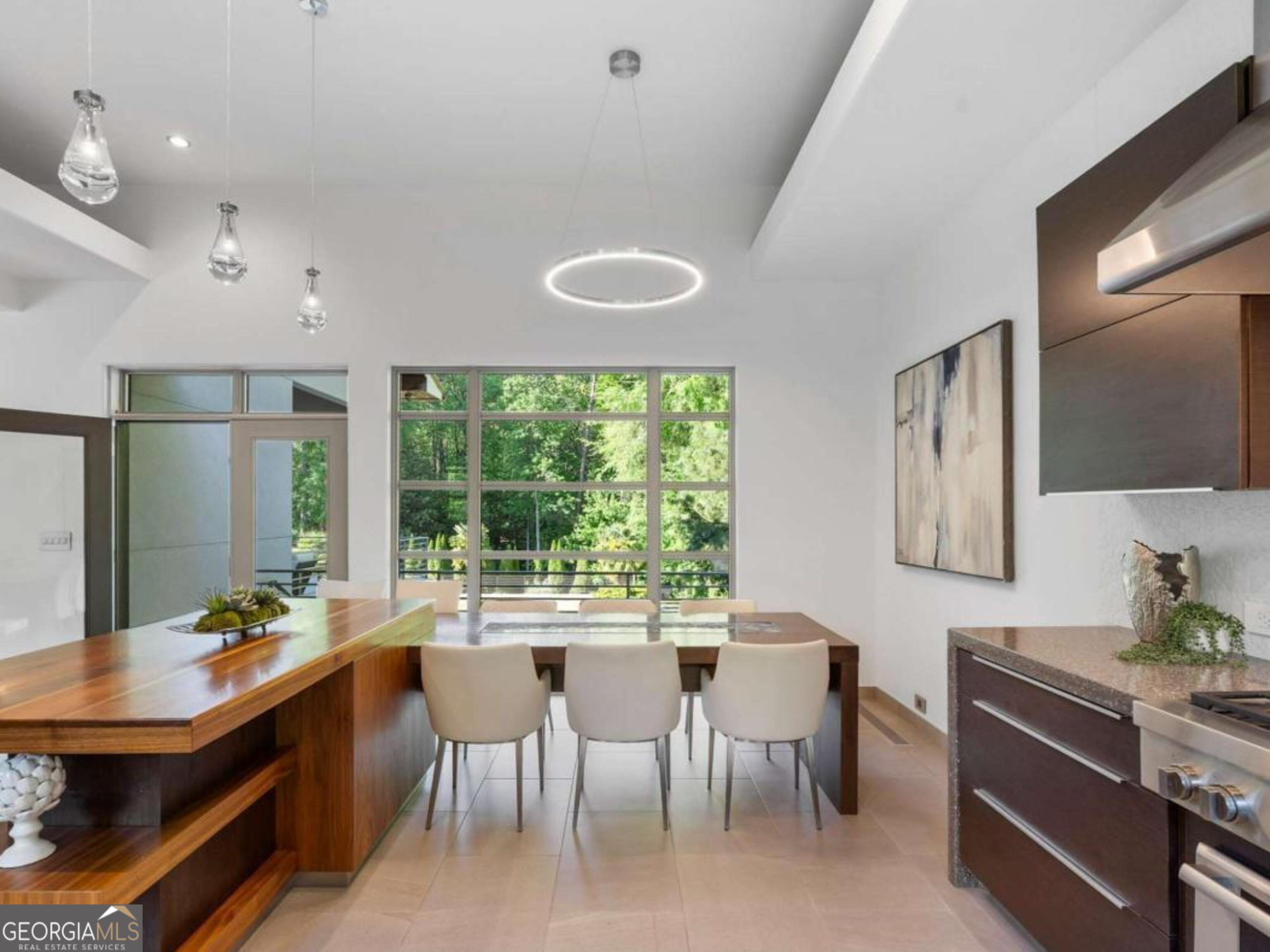 754 Burke Road NE