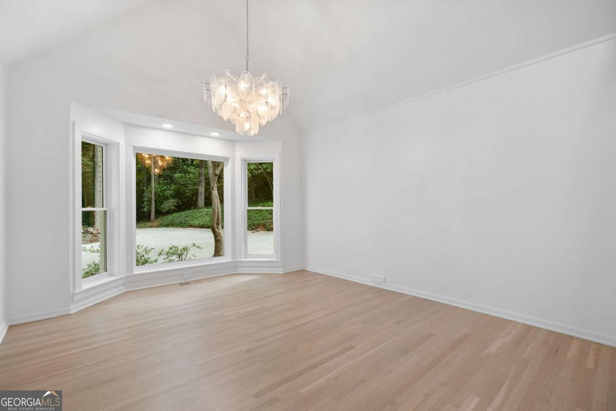 366 Blackland Road NW