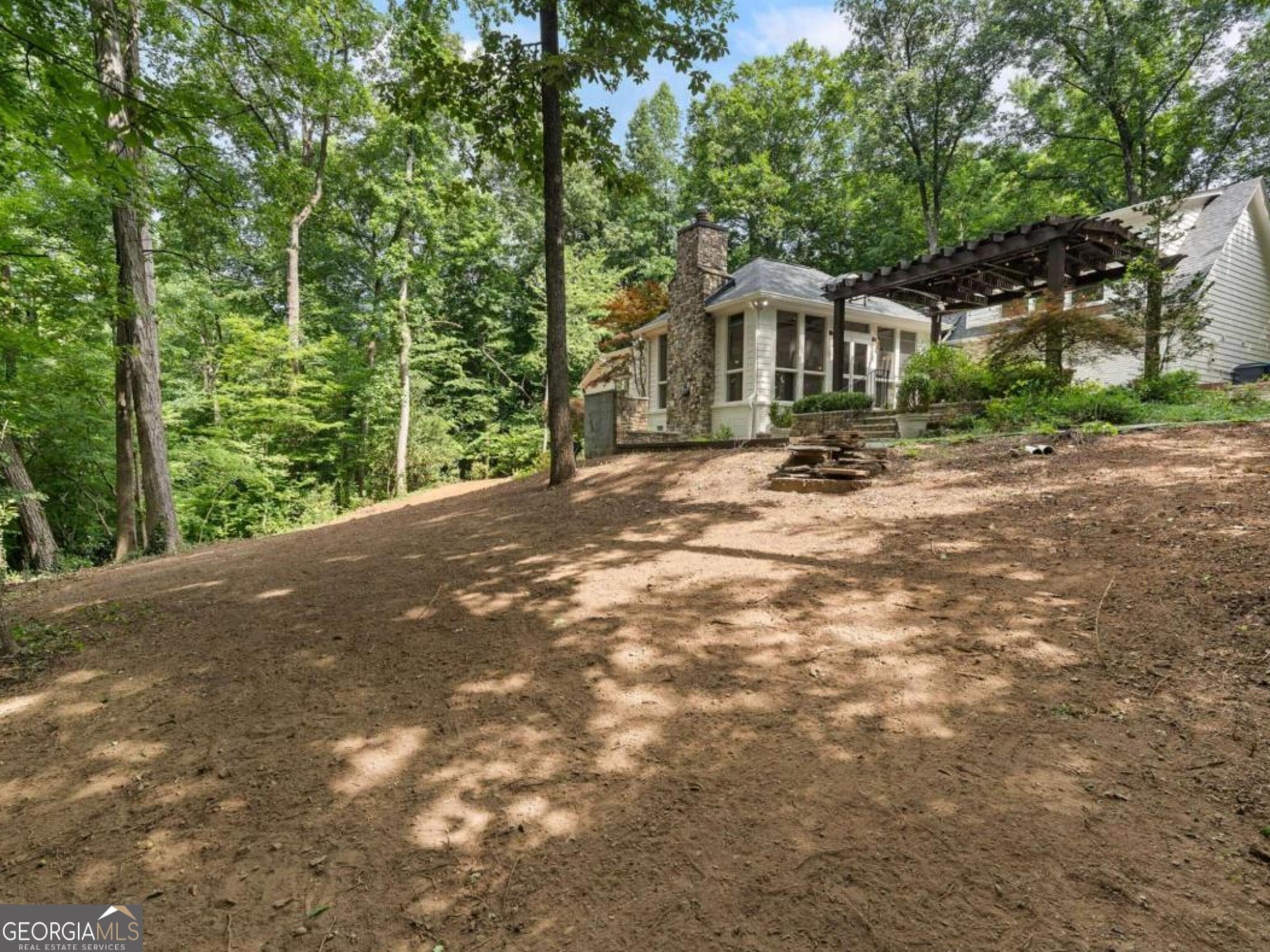366 Blackland Road NW