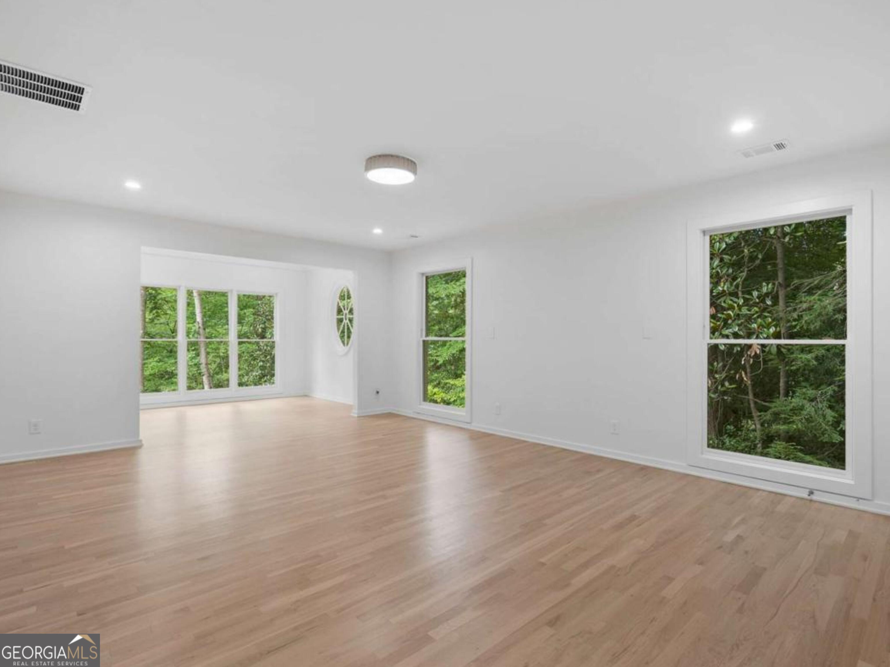 366 Blackland Road NW