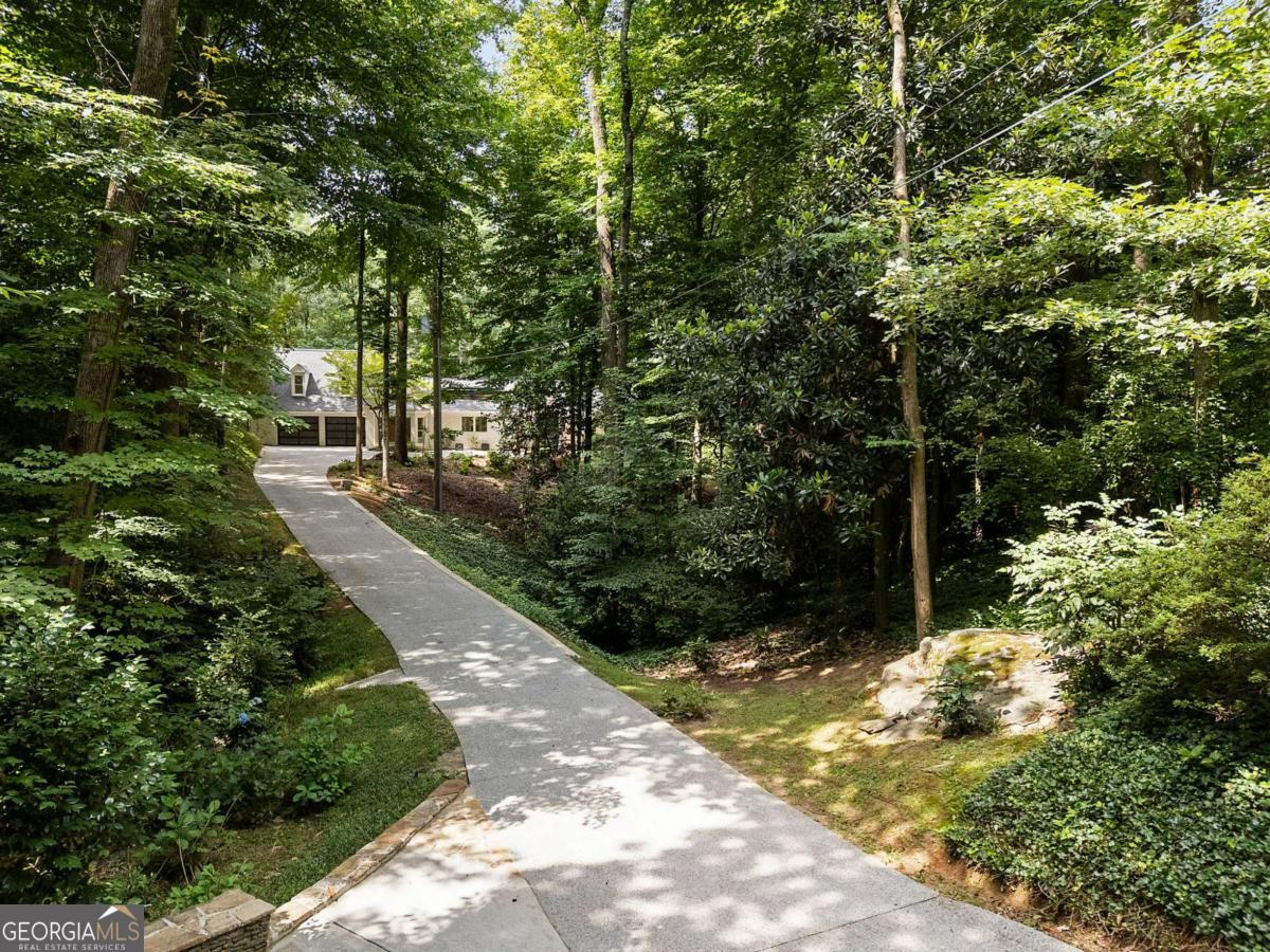 366 Blackland Road NW