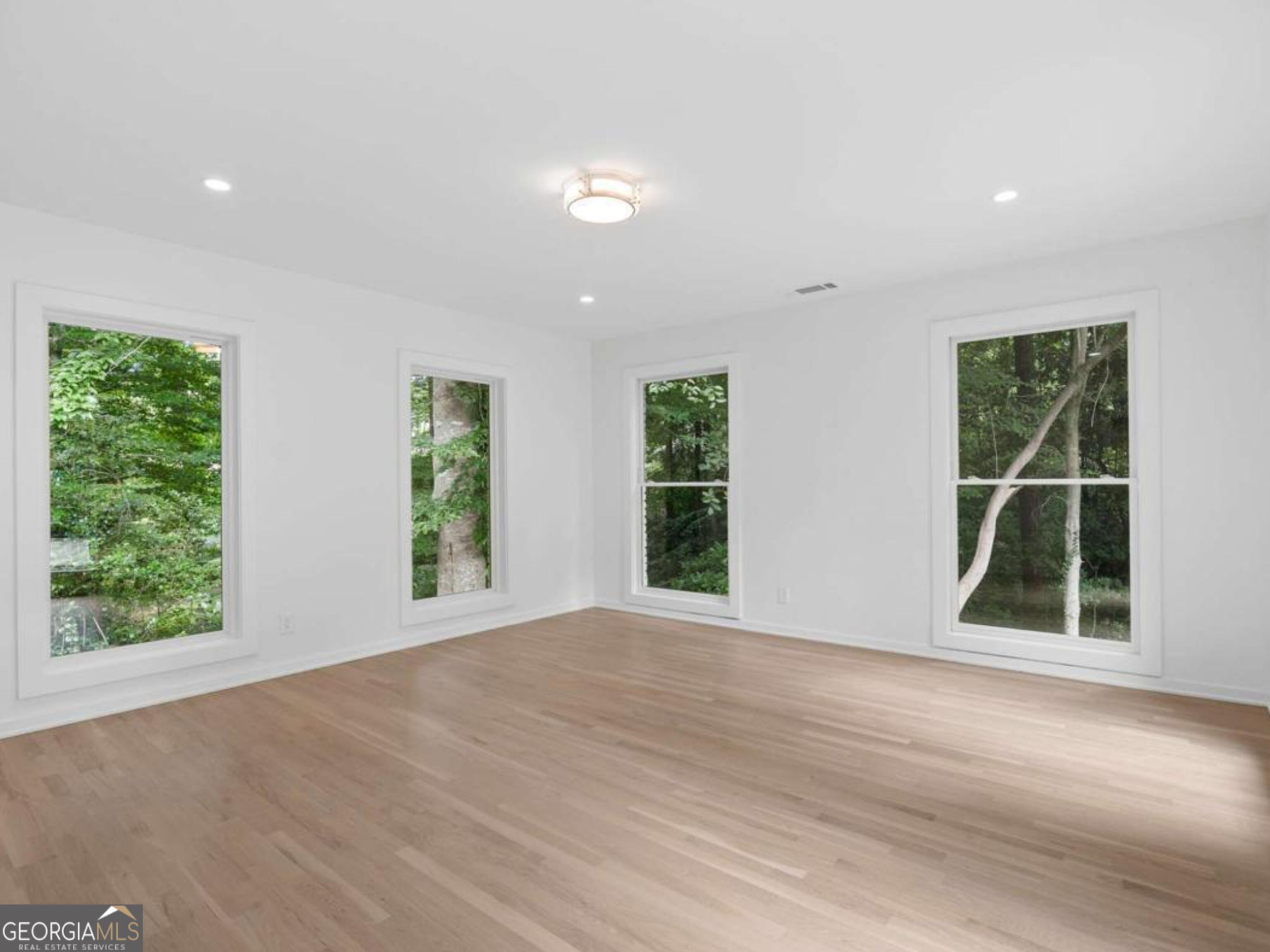 366 Blackland Road NW