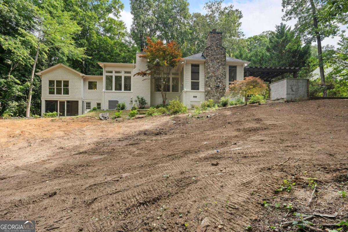 366 Blackland Road NW