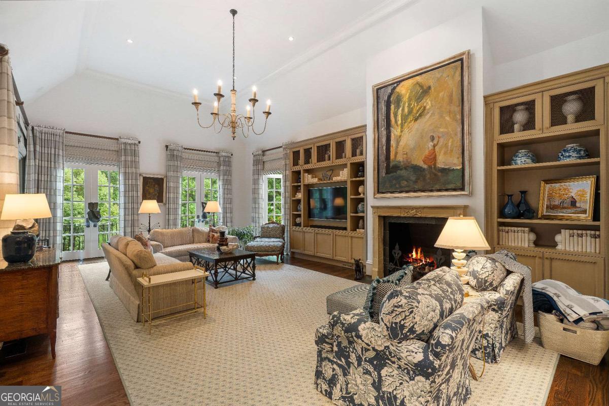 675 W Paces Ferry, #4 Road NW