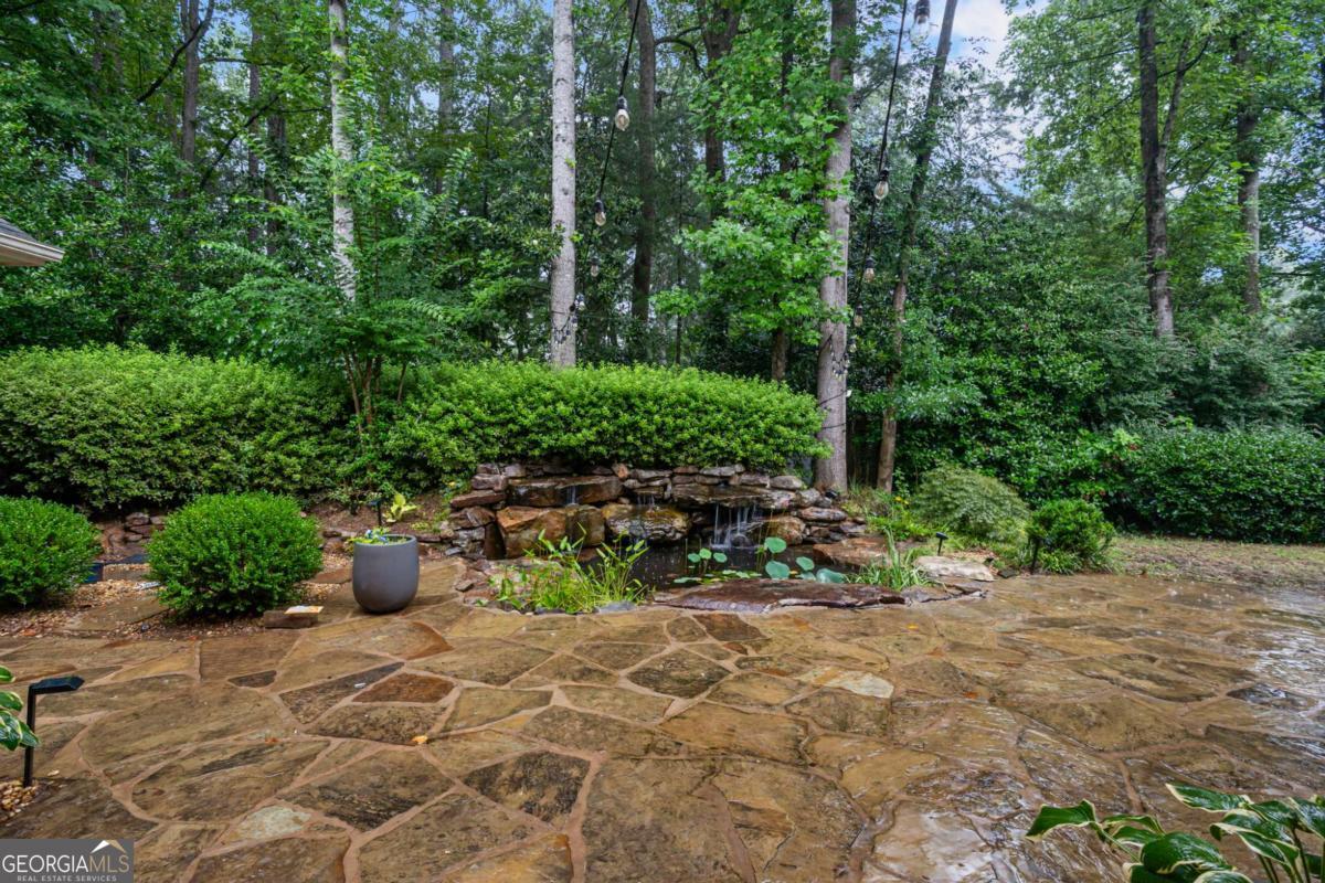 3669 Canyon Ridge Court NE