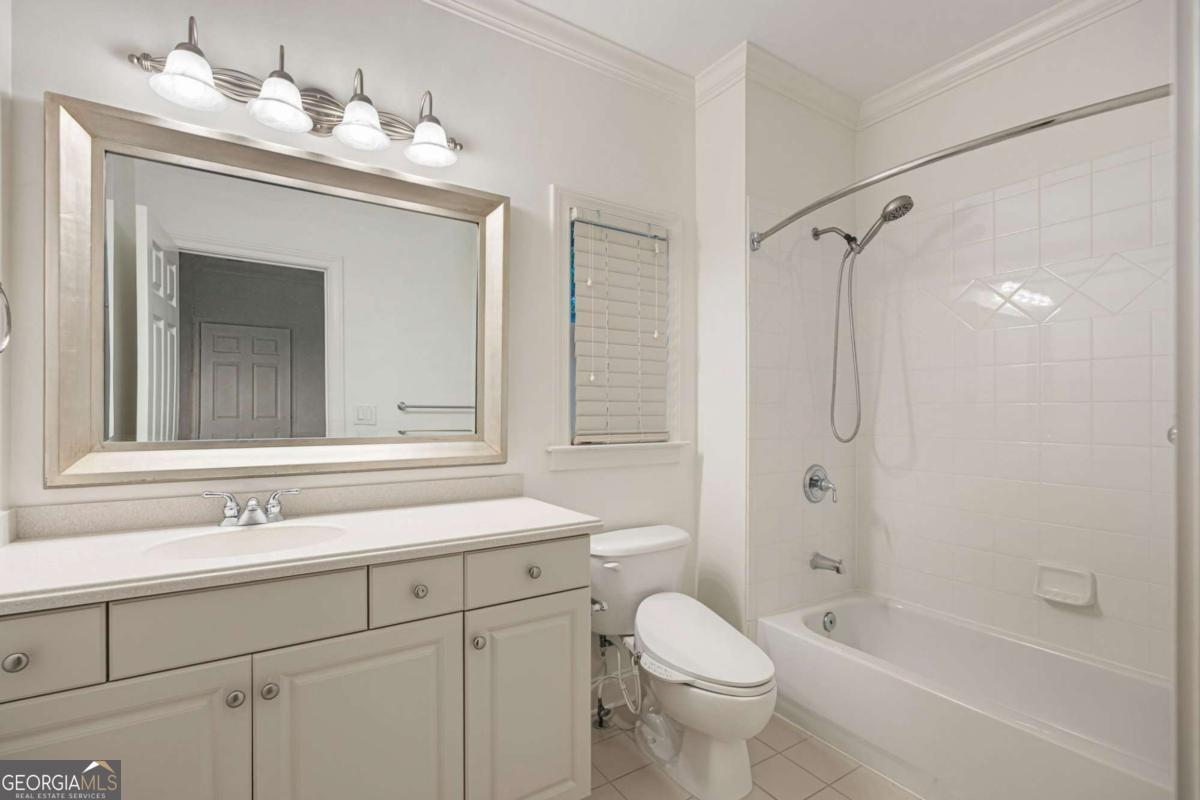 3669 Canyon Ridge Court NE