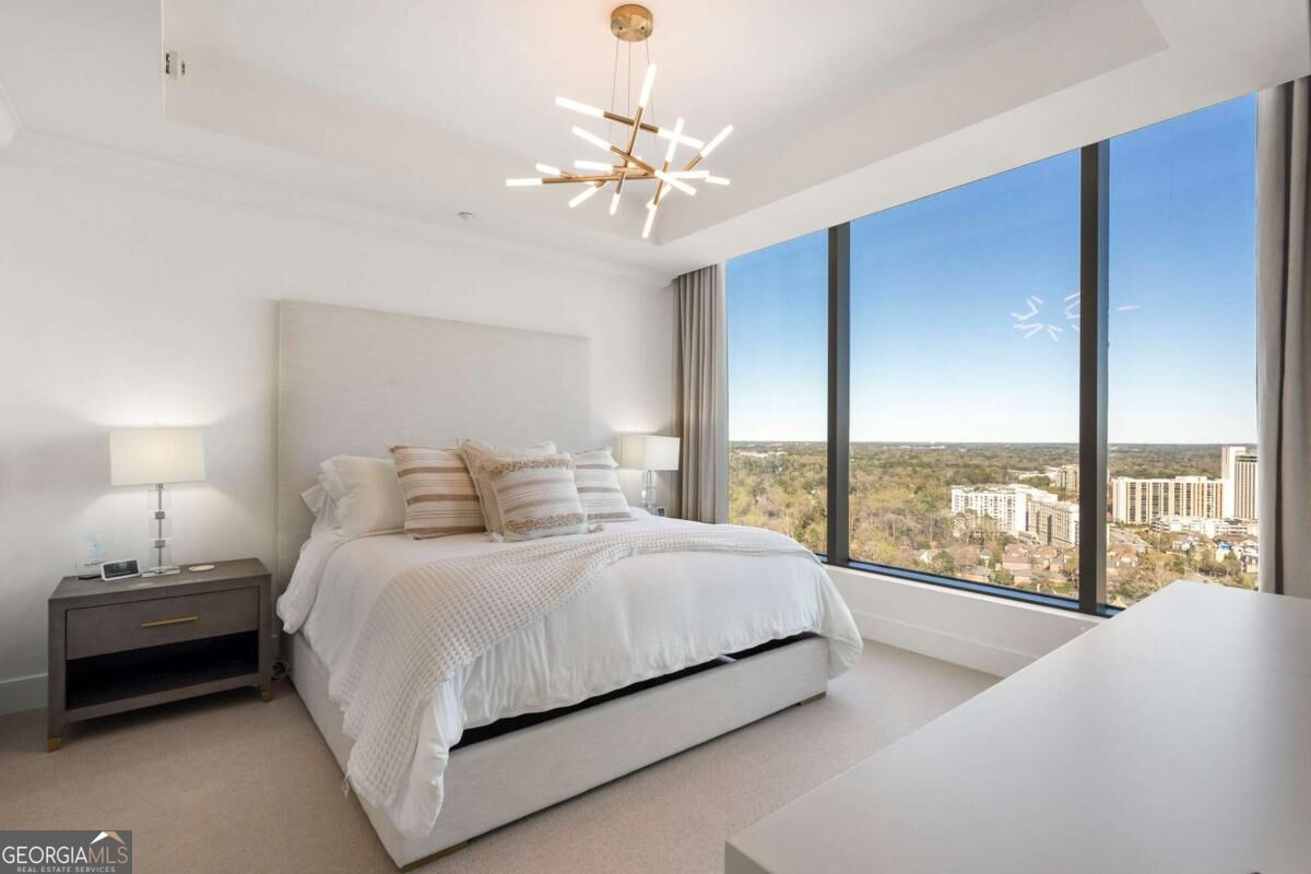 3630 Peachtree Road NE # 2204
