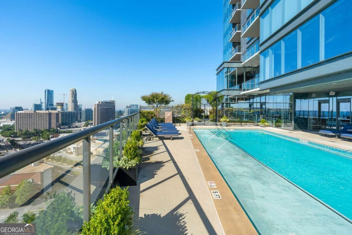 3630 Peachtree Road NE # 2204