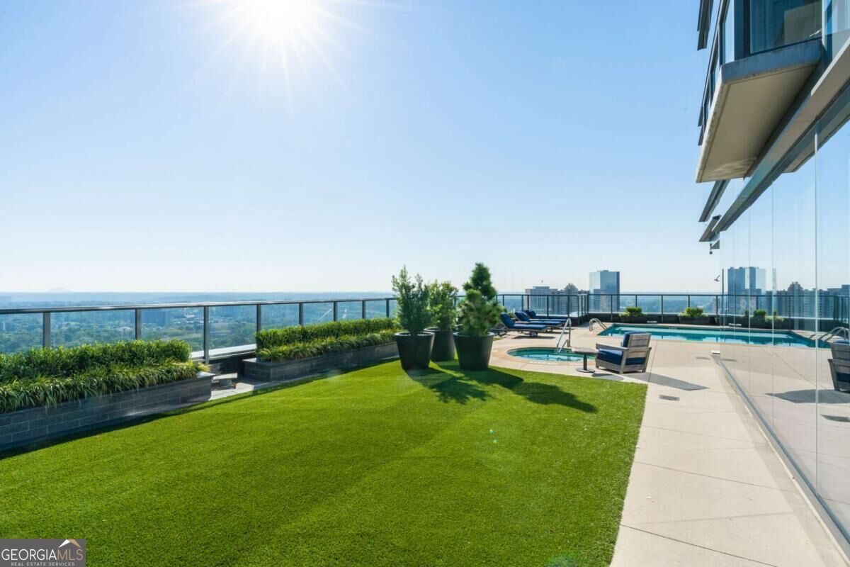 3630 Peachtree Road NE # 2204