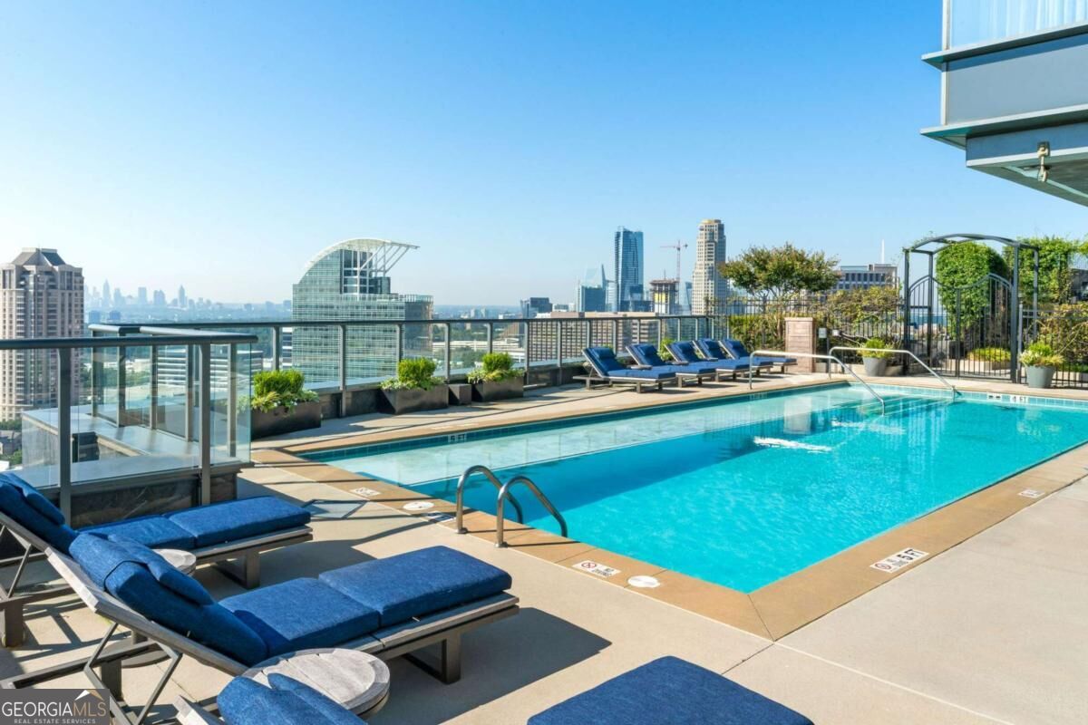 3630 Peachtree Road NE # 2204