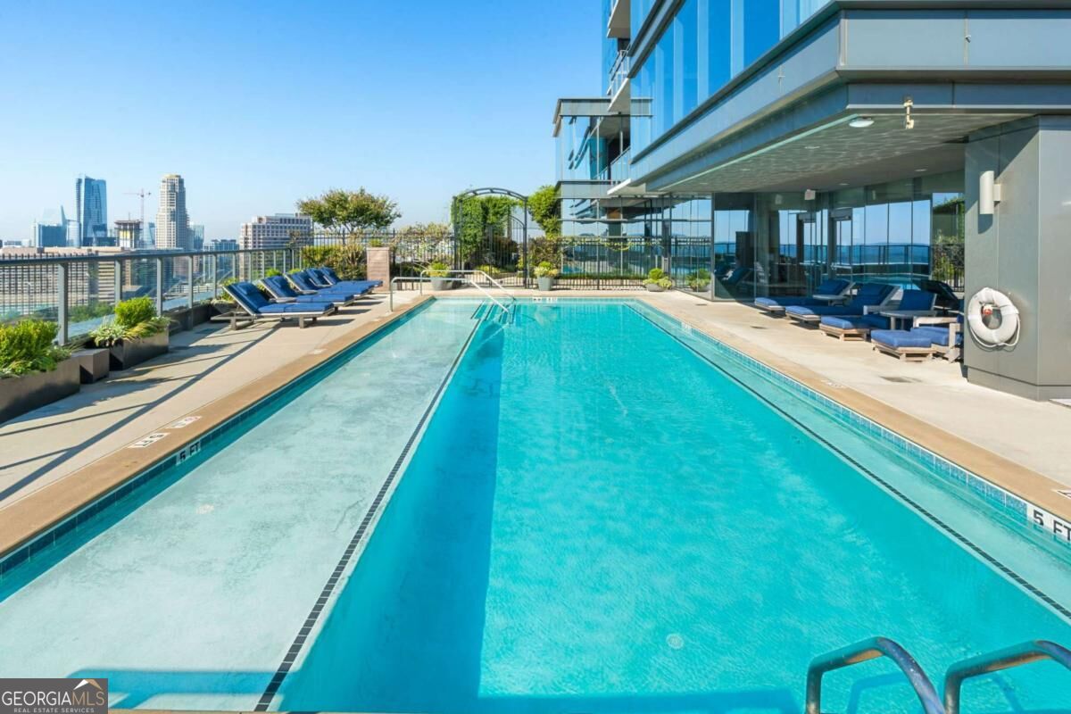 3630 Peachtree Road NE # 2204