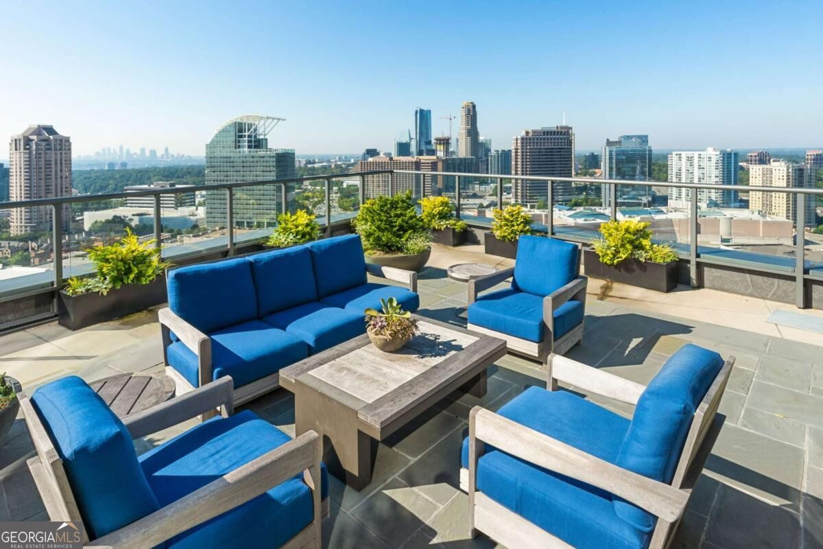 3630 Peachtree Road NE # 2204