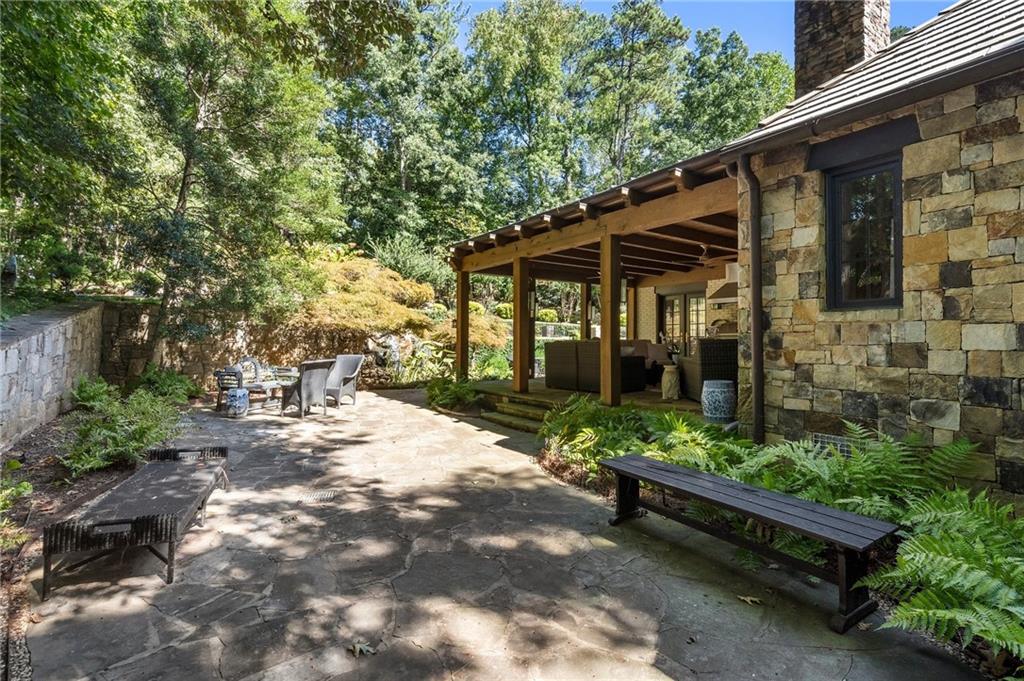 5595 Cross Gate Drive