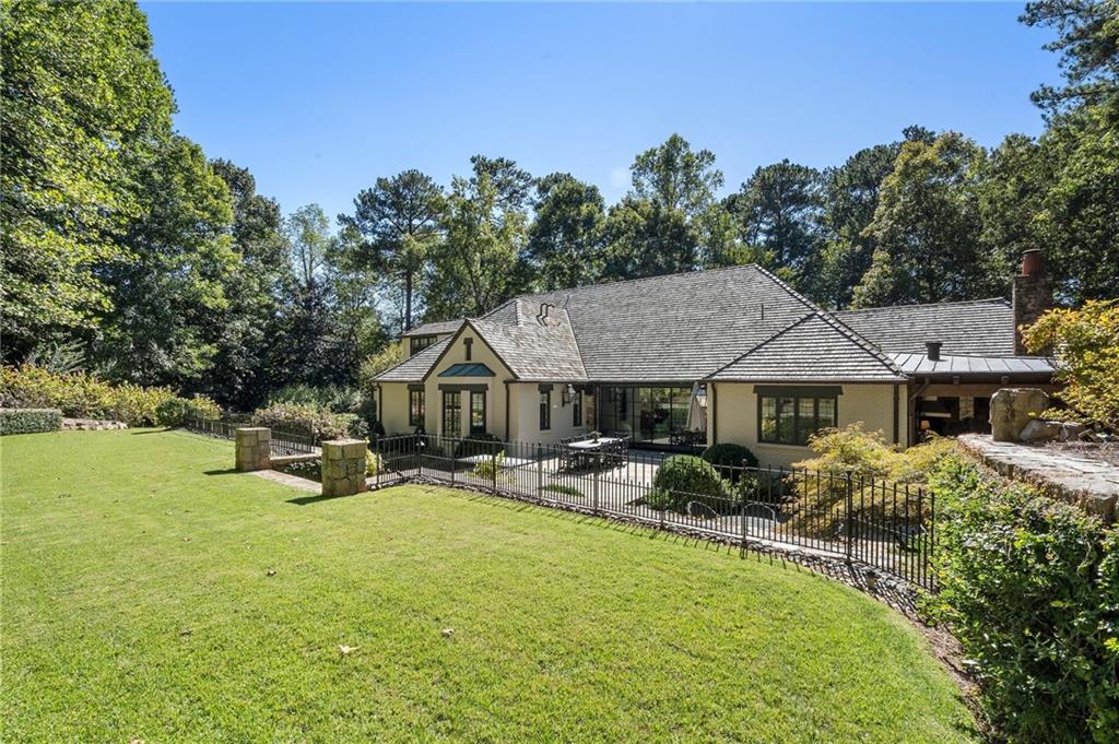5595 Cross Gate Drive