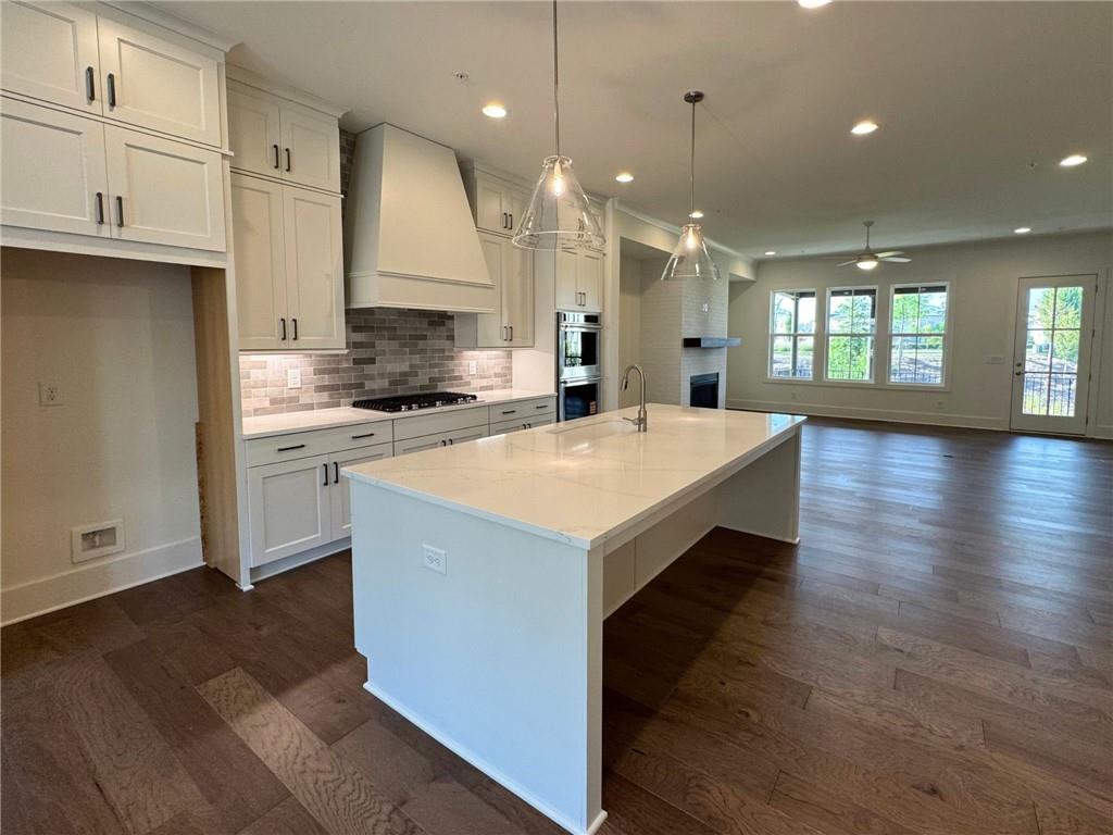 415 Chiswick Circle Unit 23