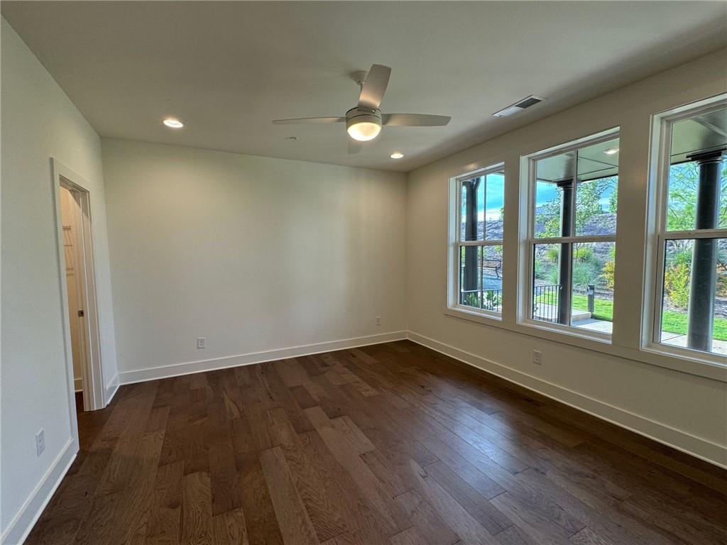 415 Chiswick Circle Unit 23