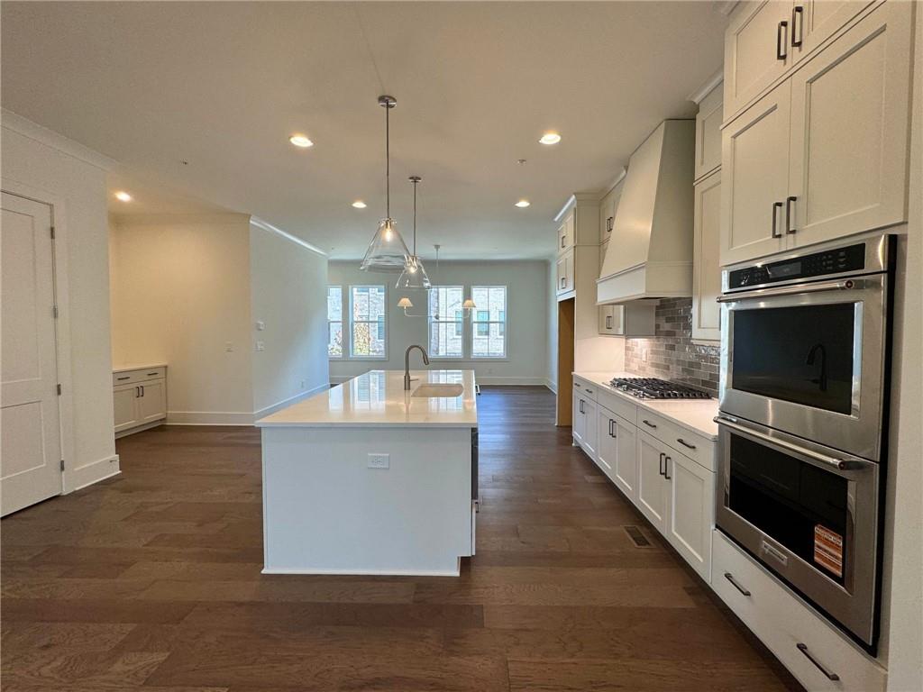 415 Chiswick Circle Unit 23