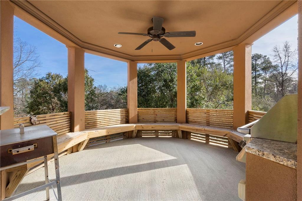 790 Glenairy Drive