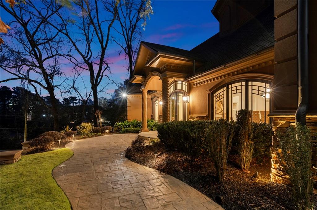 790 Glenairy Drive