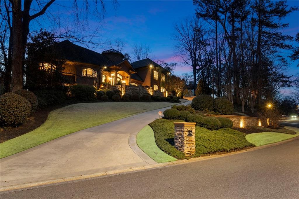 790 Glenairy Drive