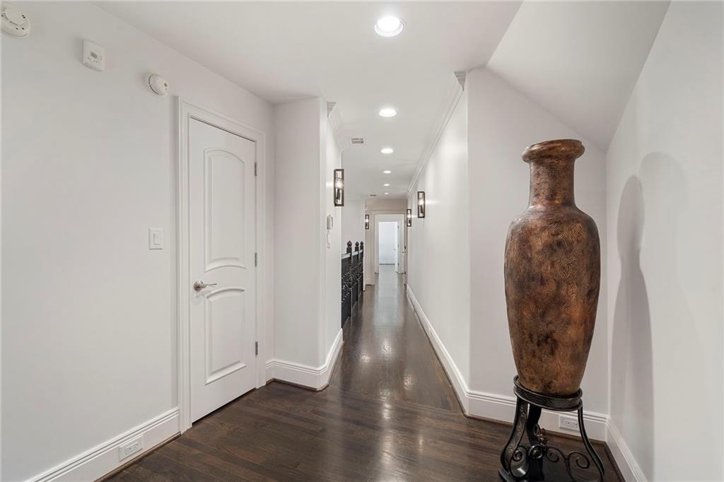 790 Glenairy Drive