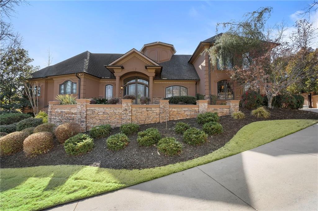 790 Glenairy Drive