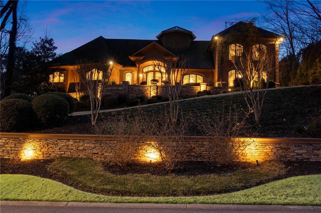790 Glenairy Drive