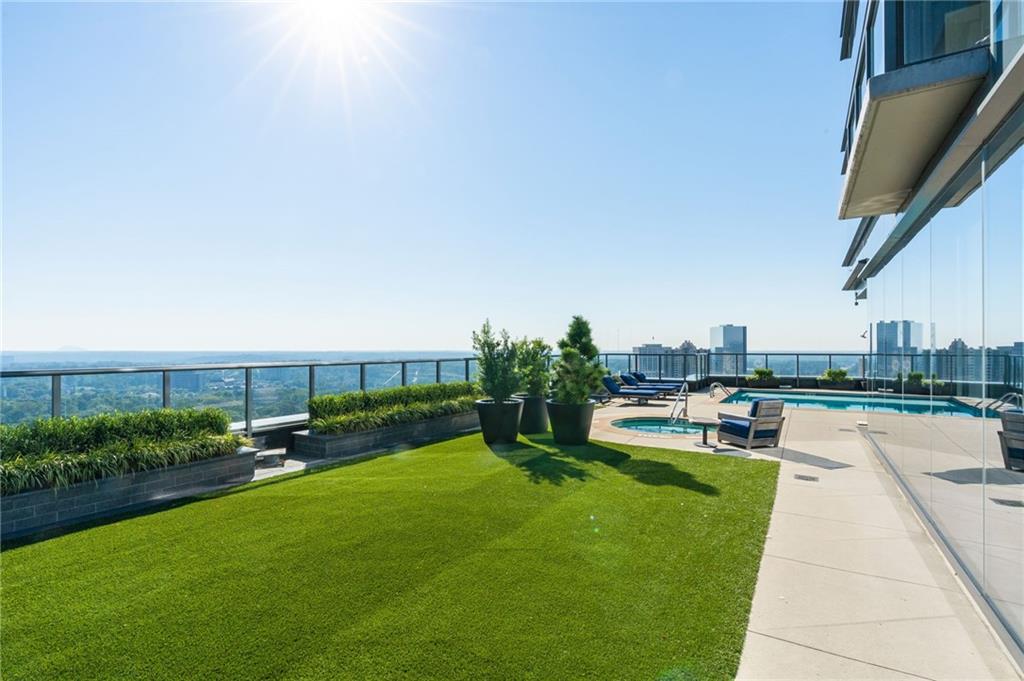 3630 Peachtree Road NE Unit 2204