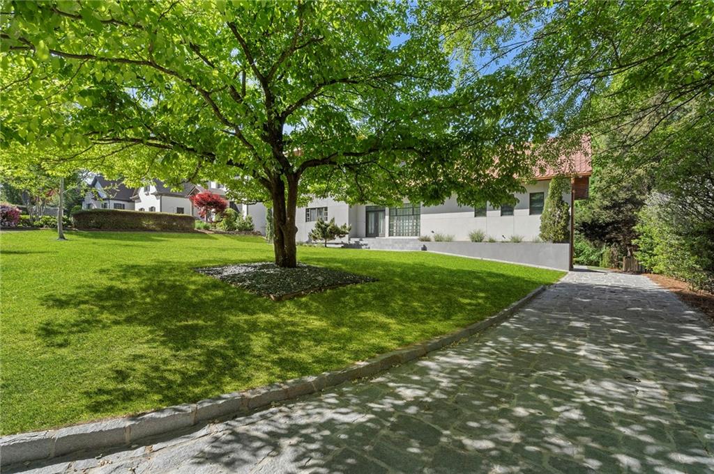 754 Burke Road NE