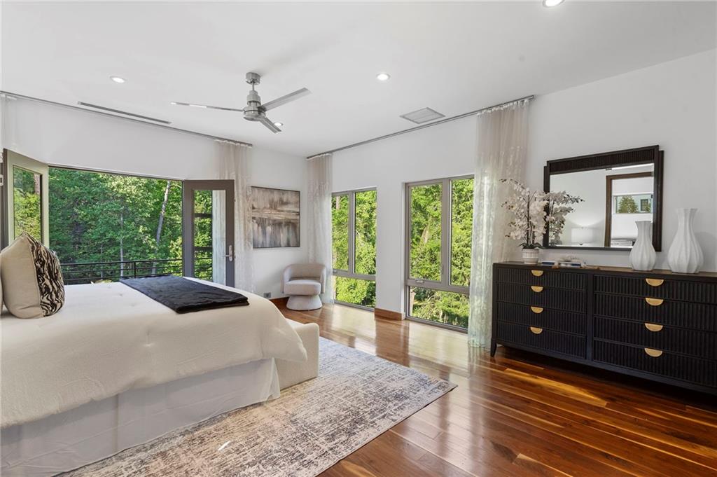 754 Burke Road NE