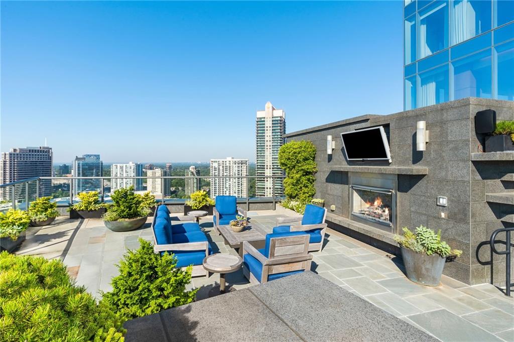 3630 Peachtree Road NE Unit 2204
